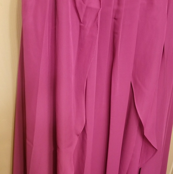 Formal dress - Picture 4 of 4